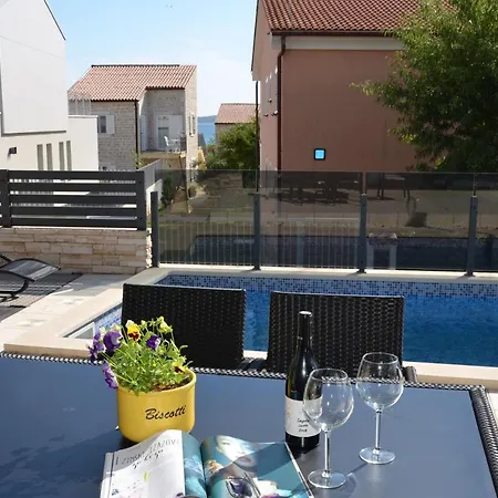 Apartman Azzuro Apartament *