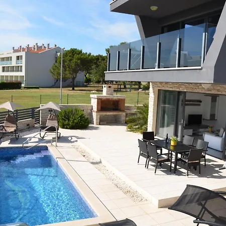 Apartman Azzuro Apartament *